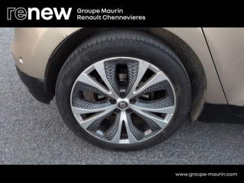 Photo 12 du bon plan RENAULT Scenic 1.6 dCi 160ch energy Intens EDC occasion à 13490 €