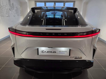 Photo 21 du bon plan LEXUS RZ 500e Executive MC26 occasion à 61290 €