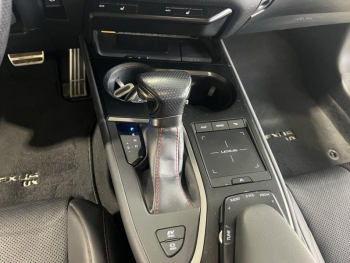 Photo 12 du bon plan LEXUS UX 250h 2WD F SPORT Pack Cuir Toit Ouvrant occasion à 22490 €