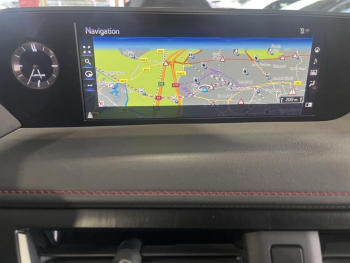 Photo 15 du bon plan LEXUS UX 250h 2WD F SPORT Pack Cuir Toit Ouvrant occasion à 22490 €