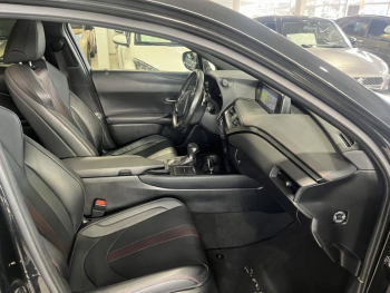 Photo 23 du bon plan LEXUS UX 250h 2WD F SPORT Pack Cuir Toit Ouvrant occasion à 22490 €