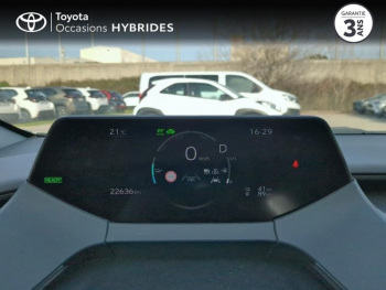 Photo 14 du bon plan TOYOTA Prius Rechargeable 2.0 Hybride Rechargeable 223ch Design occasion à 30900 €