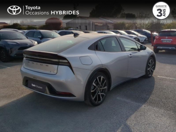 Photo 18 du bon plan TOYOTA Prius Rechargeable 2.0 Hybride Rechargeable 223ch Design occasion à 30900 €