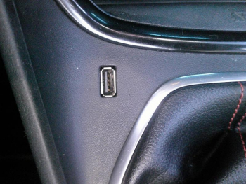 Photo 16 du bon plan FORD Puma 1.0 Flexifuel 125ch S&S mHEV ST-Line X occasion à 20900 €