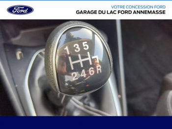Photo 25 du bon plan FORD Fiesta 1.0 Flexifuel 95ch Titanium Business 5p occasion à 14590 €