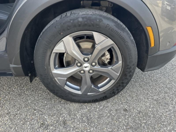 Photo 10 du bon plan FORD Mustang Mach-E 269ch Standard Range 76kWh Mach-E Propulsion occasion à 43990 €