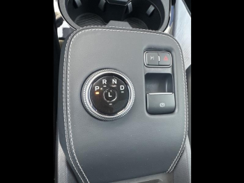 Photo 17 du bon plan FORD Mustang Mach-E 269ch Standard Range 76kWh Mach-E Propulsion occasion à 43990 €