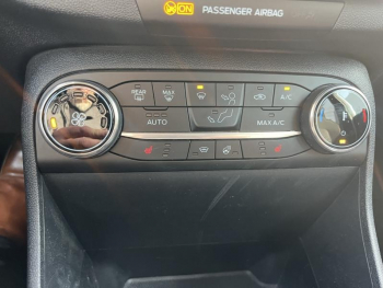 Photo 19 du bon plan FORD Fiesta Active 1.0 EcoBoost 125ch mHEV occasion à 14990 €