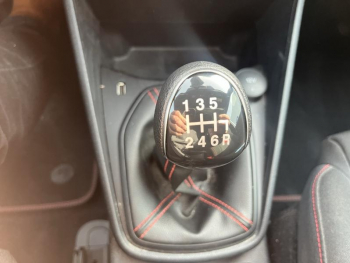 Photo 20 du bon plan FORD Fiesta Active 1.0 EcoBoost 125ch mHEV occasion à 14990 €