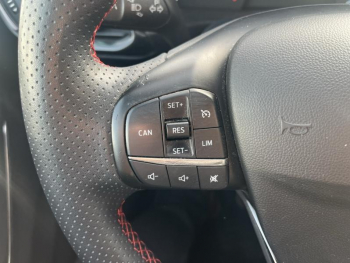 Photo 27 du bon plan FORD Fiesta Active 1.0 EcoBoost 125ch mHEV occasion à 14990 €