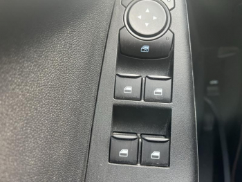 Photo 28 du bon plan FORD Fiesta Active 1.0 EcoBoost 125ch mHEV occasion à 14990 €