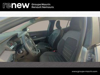 Photo 16 du bon plan DACIA Sandero 1.0 TCe 90ch Confort -22B occasion à 11900 €