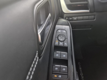 Photo 20 du bon plan NISSAN Qashqai e-POWER 190ch N-Connecta 2022 occasion à 26490 €