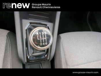 Photo 30 du bon plan RENAULT Clio 1.0 TCe 90ch Evolution occasion à 15990 €