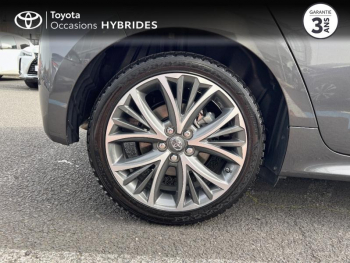 Photo 16 du bon plan TOYOTA Yaris 116h Iconic 5p MY22 occasion à 21490 €