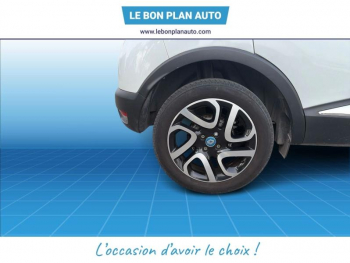 Photo 4 du bon plan RENAULT Captur 1.2 TCe 120ch Stop&Start energy Wave Euro6 2016 occasion à 10480 €