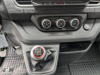 Photo 14 du bon plan RENAULT Trafic Fg VUL L1H1 2T8 2.0 Blue dCi 150ch Advance -24 occasion à 27900 €