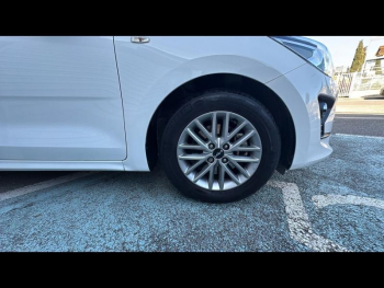 Photo 27 du bon plan KIA Rio 1.0 T-GDI 100ch Active occasion à 13990 €