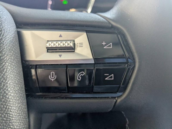 Photo 18 du bon plan DS DS 4 PureTech 130ch Cross Rivoli Automatique occasion à 21900 €