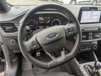 Photo 9 du bon plan FORD Focus 1.0 Flexifuel mHEV 125ch ST-Line Style occasion à 18900 €