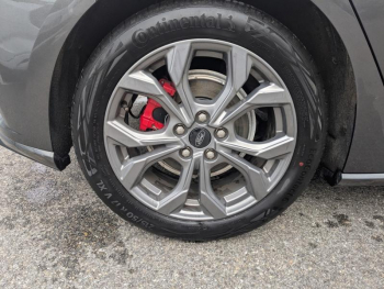 Photo 11 du bon plan FORD Focus 1.0 Flexifuel mHEV 125ch ST-Line Style occasion à 18900 €