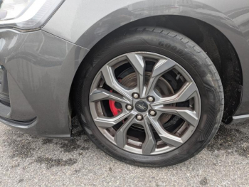 Photo 12 du bon plan FORD Focus 1.0 Flexifuel mHEV 125ch ST-Line Style occasion à 18900 €