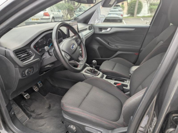 Photo 15 du bon plan FORD Focus 1.0 Flexifuel mHEV 125ch ST-Line Style occasion à 18900 €