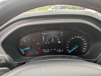 Photo 20 du bon plan FORD Focus 1.0 Flexifuel mHEV 125ch ST-Line Style occasion à 18900 €