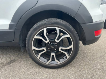 Photo 10 du bon plan FORD EcoSport 1.0 EcoBoost 125ch Active 6cv occasion à 18490 €