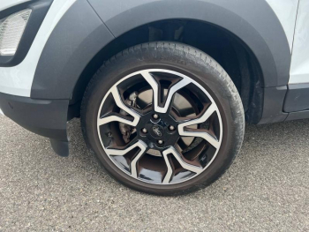 Photo 11 du bon plan FORD EcoSport 1.0 EcoBoost 125ch Active 6cv occasion à 18490 €