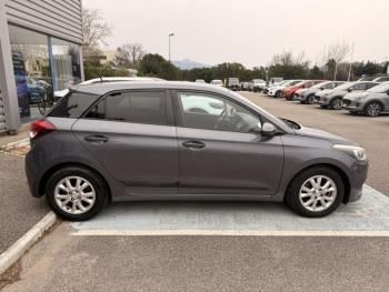 Photo 4 du bon plan HYUNDAI i20 1.0 T-GDi 100 UEFA EURO 2016 occasion à 8490 €