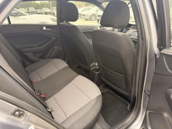 Photo 23 du bon plan HYUNDAI i20 1.0 T-GDi 100 UEFA EURO 2016 occasion à 8490 €