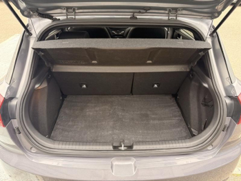 Photo 31 du bon plan HYUNDAI i20 1.0 T-GDi 100 UEFA EURO 2016 occasion à 8490 €