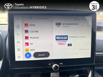 Photo 15 du bon plan TOYOTA Yaris 116h Design 5p MC24 occasion à 21490 €