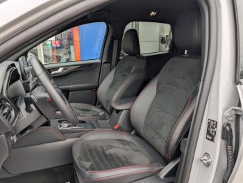 Photo 18 du bon plan FORD Kuga 2.5 Duratec 190ch FHEV E85 Graphite Tech Edition BVA occasion à 31900 €