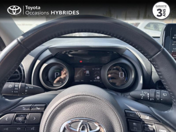 Photo 13 du bon plan TOYOTA Yaris 116h Design 5p MY21 occasion à 18490 €