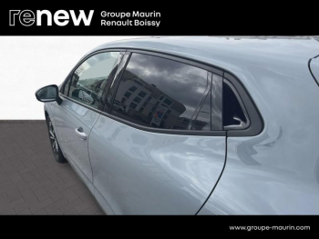 Photo 20 du bon plan RENAULT Clio 1.6 E-Tech 145ch full hybrid Techno - 24 occasion à 21300 €