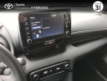 Photo 15 du bon plan TOYOTA Yaris 116h Design 5p MY22 occasion à 19290 €