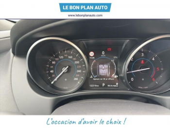 Photo 18 du bon plan JAGUAR XE 2.0D 180ch Pure BVA8 occasion à 13990 €