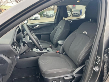 Photo 13 du bon plan FORD Kuga 2.5 Duratec 180ch Hybrid FlexiFuel Active Powershift occasion à 30490 €