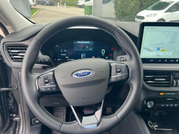 Photo 16 du bon plan FORD Kuga 2.5 Duratec 180ch Hybrid FlexiFuel Active Powershift occasion à 30490 €