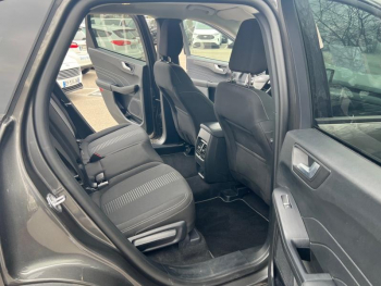 Photo 22 du bon plan FORD Kuga 2.5 Duratec 180ch Hybrid FlexiFuel Active Powershift occasion à 30490 €