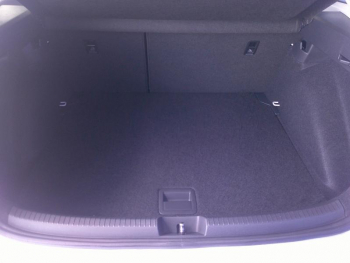 Photo 21 du bon plan VOLKSWAGEN Taigo 1.0 TSI 110ch Style DSG7 occasion à 21900 €