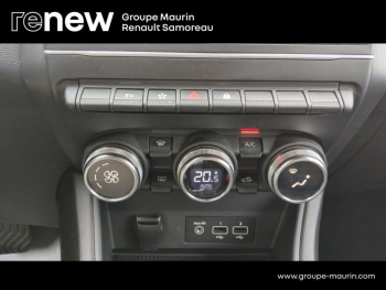 Photo 23 du bon plan RENAULT Captur 1.6 E-Tech hybride 145ch Intens -21 occasion à 17900 €