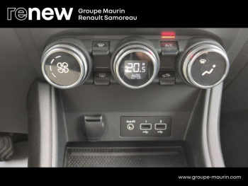 Photo 24 du bon plan RENAULT Captur 1.6 E-Tech hybride 145ch Intens -21 occasion à 17900 €