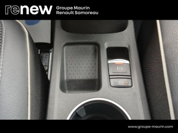 Photo 32 du bon plan RENAULT Captur 1.6 E-Tech hybride 145ch Intens -21 occasion à 17900 €