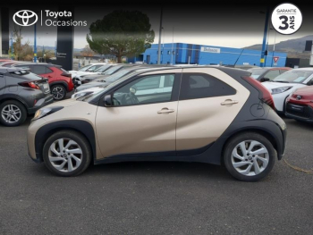 Photo 3 du bon plan TOYOTA Aygo X 1.0 VVT-i 72ch Design occasion à 14290 €