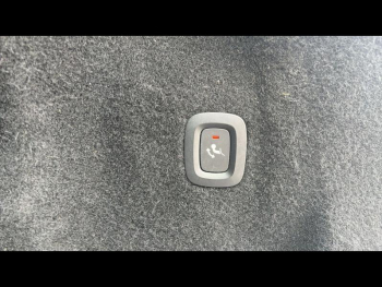 Photo 8 du bon plan VOLVO XC60 T6 AWD 253 + 87ch Business Executive Geartronic occasion à 32900 €