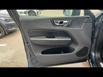 Photo 15 du bon plan VOLVO XC60 T6 AWD 253 + 87ch Business Executive Geartronic occasion à 32900 €