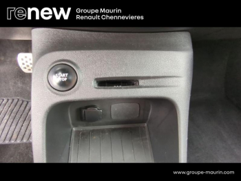 Photo 24 du bon plan RENAULT Captur 1.2 TCe 120ch energy Intens occasion à 9990 €